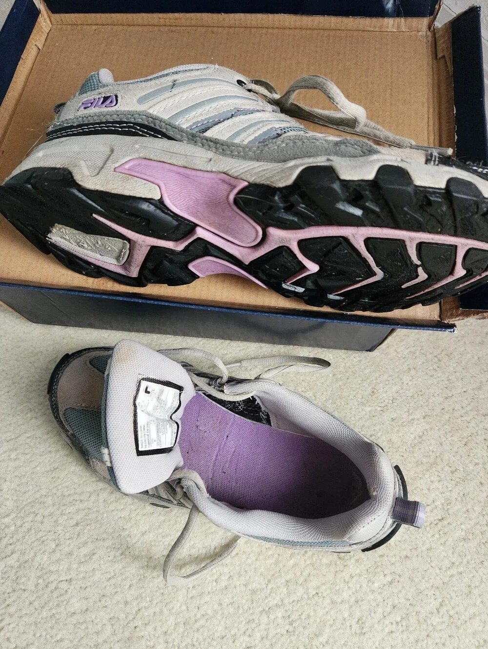 Womens Fila Day Hiker Athletic Shoe Size 8 Gray Purple Cream